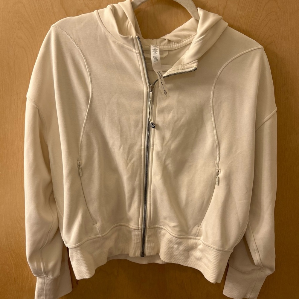 LululemonSoftstreme pocketed hoodie
